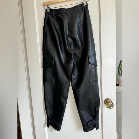 Aritzia Wilfred modern cargo vegan leather pants - Picture 7 of 8